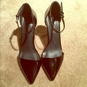 Black Aldo Pumps